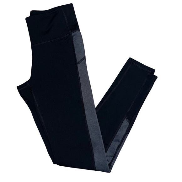 Aerie Chill Play Move Leggings Black and Gray Mesh Ankle XS - Picture 1 of 9